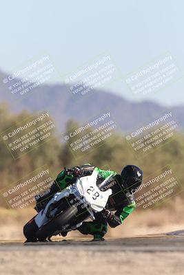 media/Nov-02-2025-CVMA (Sun) [[337aff29ab]]/Race 8-Formula Lightweight Twins Shootout/